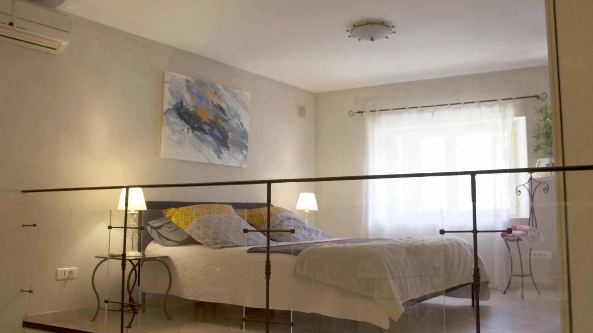 Holiday home Les Trois Gites Robion en Luberon France