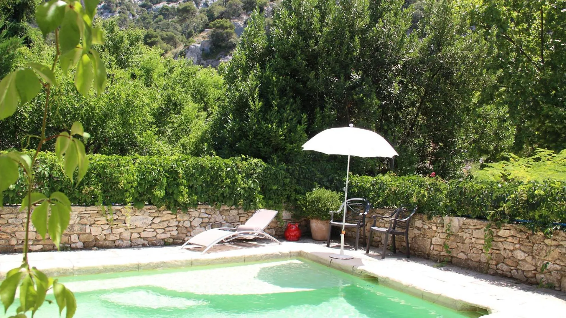 Les Trois Gites Robion en Luberon